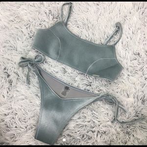 NEW BLACKBOUGH SWIM BIKINI w HAIR SCRUNCHIE